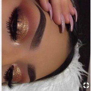 Meet your Posher, Areyana